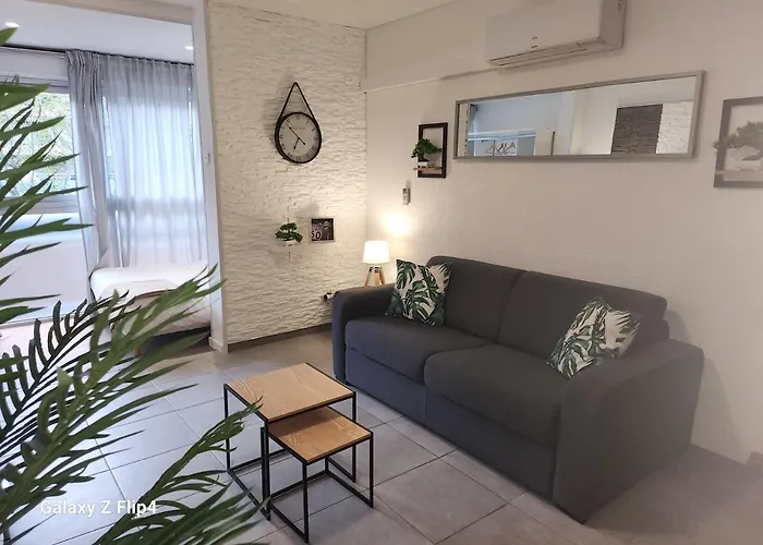 Beau Studio / Clim / Parking / Plage A 200 M